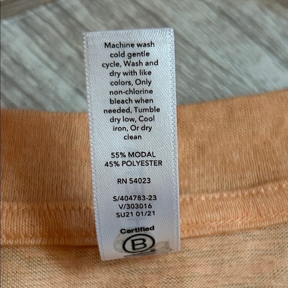 Athleta Peach Orange V-Neck Short Sleeve Tee - Picture 6 of 6